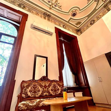 Gardenian Hotel Baky Esterno foto