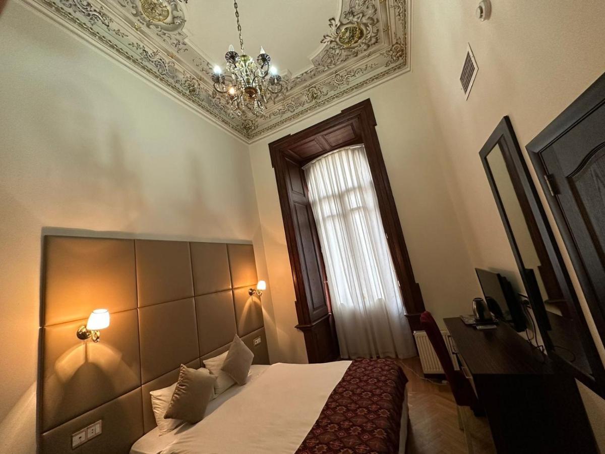 Gardenian Hotel Baky Esterno foto