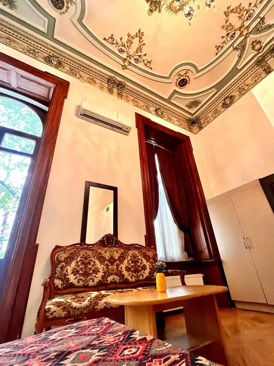 Gardenian Hotel Baky Esterno foto